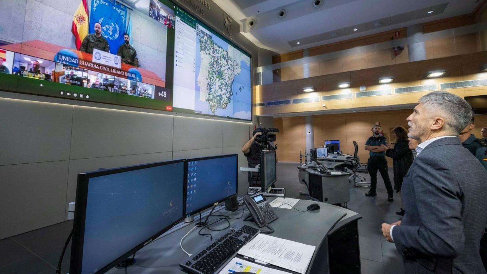 Interior usa tecnología Huawei en videollamadas de sus centros de mando policiales:  El wifi, los ordenadores, todo es suyo 