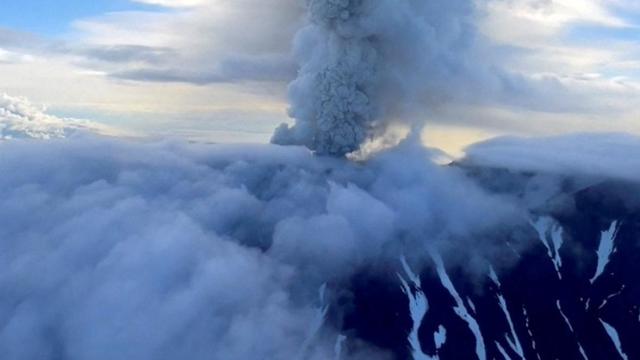 El volcán Krasheninnikov, situado en Rusia.