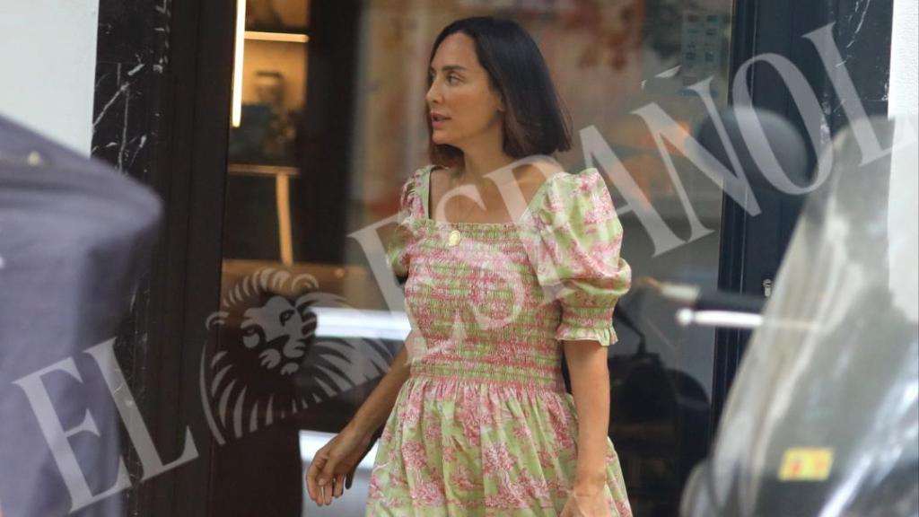 Tamara Falcó dejando a TB el concepto de belleza en Madrid.