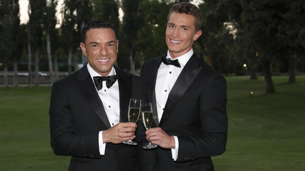Antonio Rossi y Hugo Fuertes en el día de su boda.