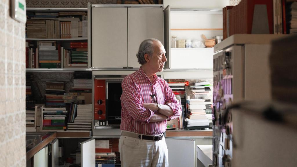 Luis Alberto de Cuenca: “Ante las femme fatales hay que aceptar tu inferioridad: defiendo la relación de subordinación. Es la diosa madre, joder”.