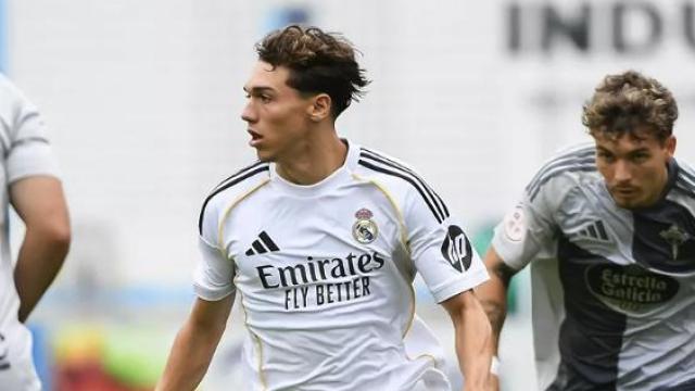 Thiago Pitarch, en un amistoso con el Real Madrid Castilla