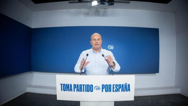 El secretario general del PP, Miguel Tellado, durante una rueda de prensa de este miércoles.