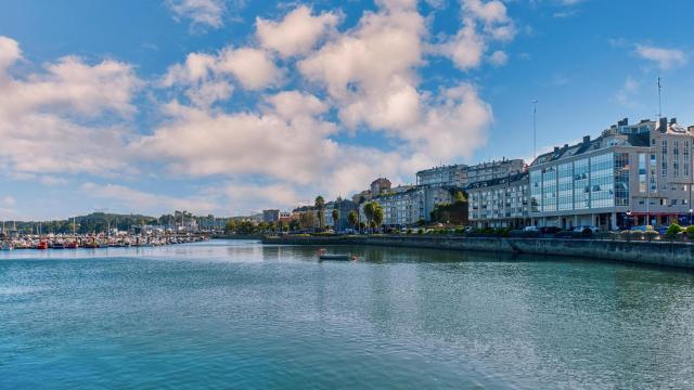 El mejor pueblo cerca de A Coruña para jubilarse cerca del mar, según la IA