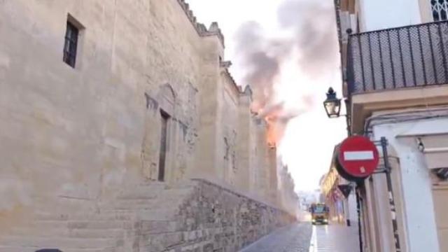 Se declara un incendio en la Mezquita de Córdoba: se desconoce el origen y la magnitud