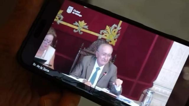 Vídeo del alcalde de Málaga, Francisco de la Torre, tras la bronca que se ha hecho viral.