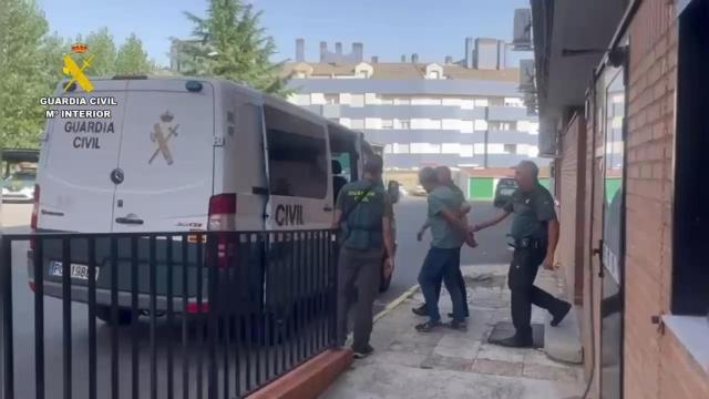 Imágenes de la detención del presunto autor del incendio en el Valle del Tiétar.