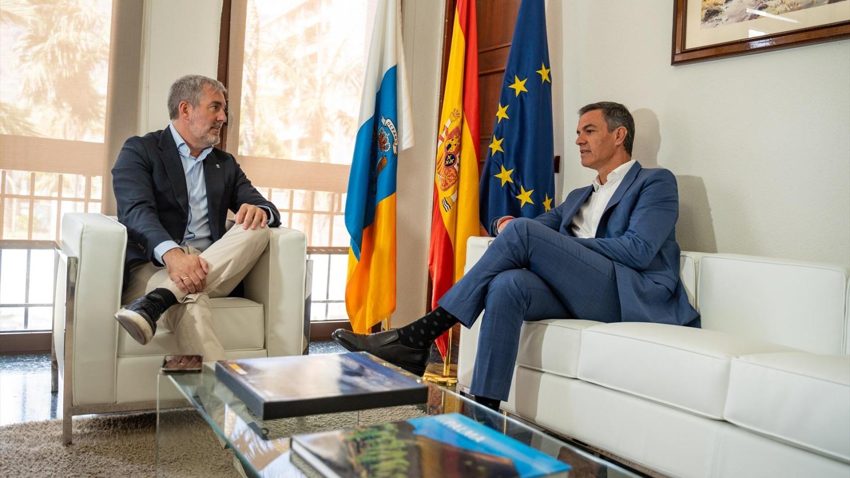 Sánchez y Clavijo se reunirán el lunes 18 de agosto en Lanzarote para abordar el tema de la inmigración o los Presupuestos