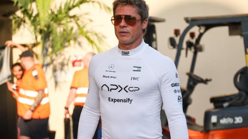 Brad Pitt en el Grand Prix de Abu Dhabi. Beata Zawrzel / ZUMA Press Wire