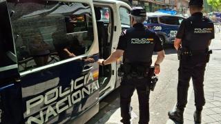 Logra hacer huir a unos ladrones que entraron en su casa en Valladolid mientras estaba tumbado en el sofá