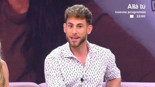 César Muñoz (35) confiesa en 'Fiesta' su truco para rejuvenecer la piel: "Me lo recomendó el médico"