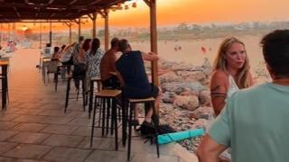El chiringuito de un pueblo de Valencia con el mejor atardecer al lado de la playa: "Tiene unas vistas de escándalo"