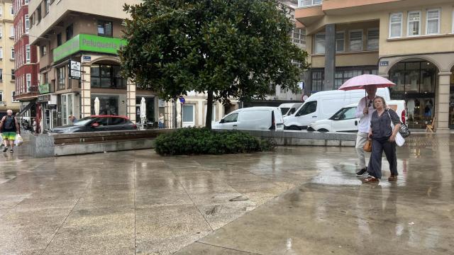Imagen de A Coruña bajo la lluvia este martes