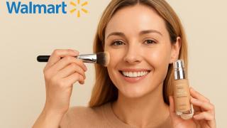 La base de maquillaje de L'Oréal Paris con ácido hialurónico que Walmart puso en oferta en EEUU a menos de 15 dólares