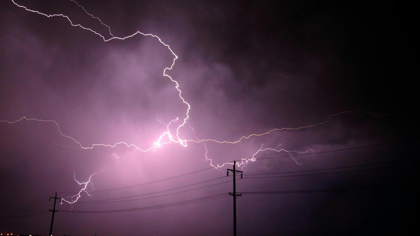 Tormenta eléctrica.