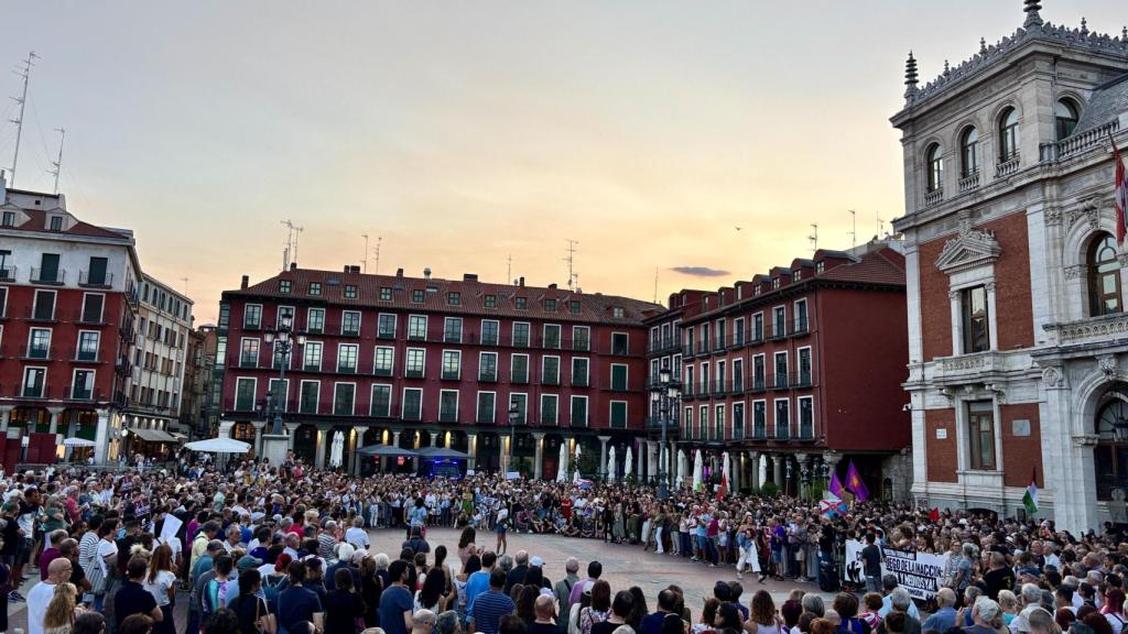 Manifestación bajo el lema 'Nuestra tierra arde. Contra el fuego de la inacción: ¡Prevención y medios ya!'