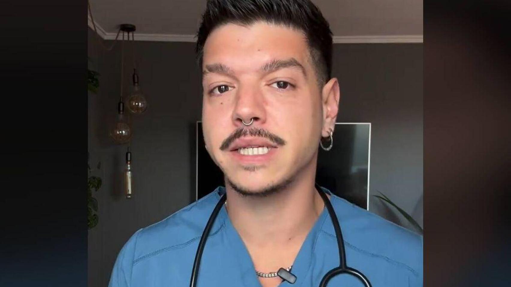 Adrián Cond, veterinario.