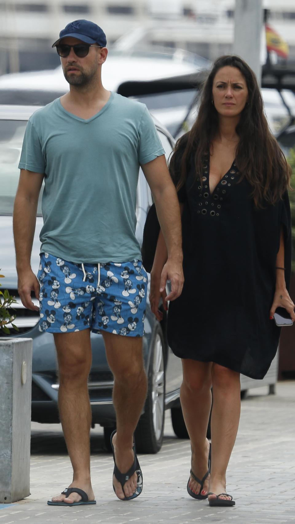 Gonzalo Miró con Noelia Velasco, fotografiada en Ibiza en 2019.