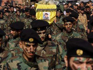 El nuevo Líbano busca el modo de librarse de Hezbolá sin caer en una guerra civil ni quedar desarmado ante Netanyahu