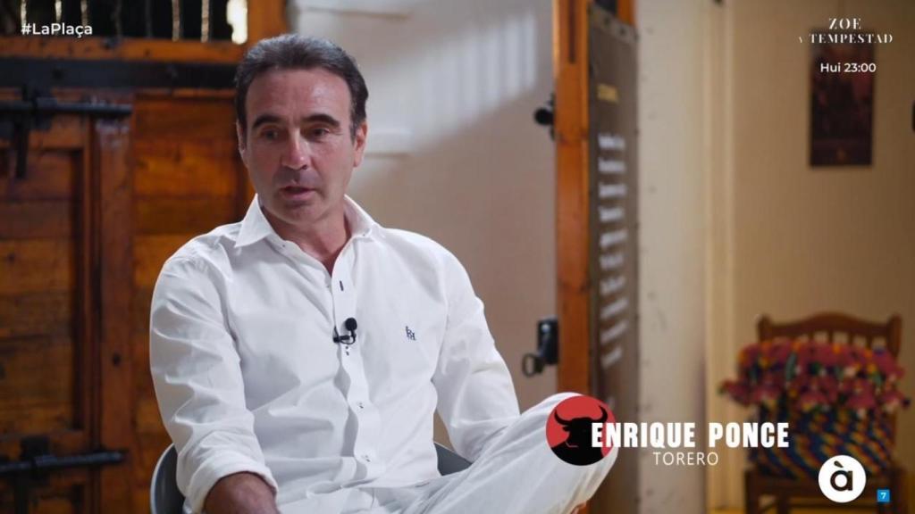Enrique Ponce ha hablado en televisión sobre la complicada situación que sus padres vivían en el Dana.