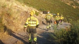 Activo un incendio en una zona de matorral y superficie agrícola en Gurrea de Gállego (Huesca)