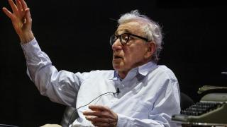 Ucrania contra Woody Allen por bendecir el sangriento festival de Moscú y mirar hacia otro lado