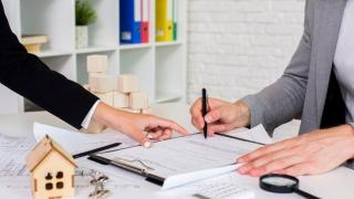 Las hipotecas sobre viviendas se disparan en Castilla-La Mancha en junio: suben por encima del 32 %