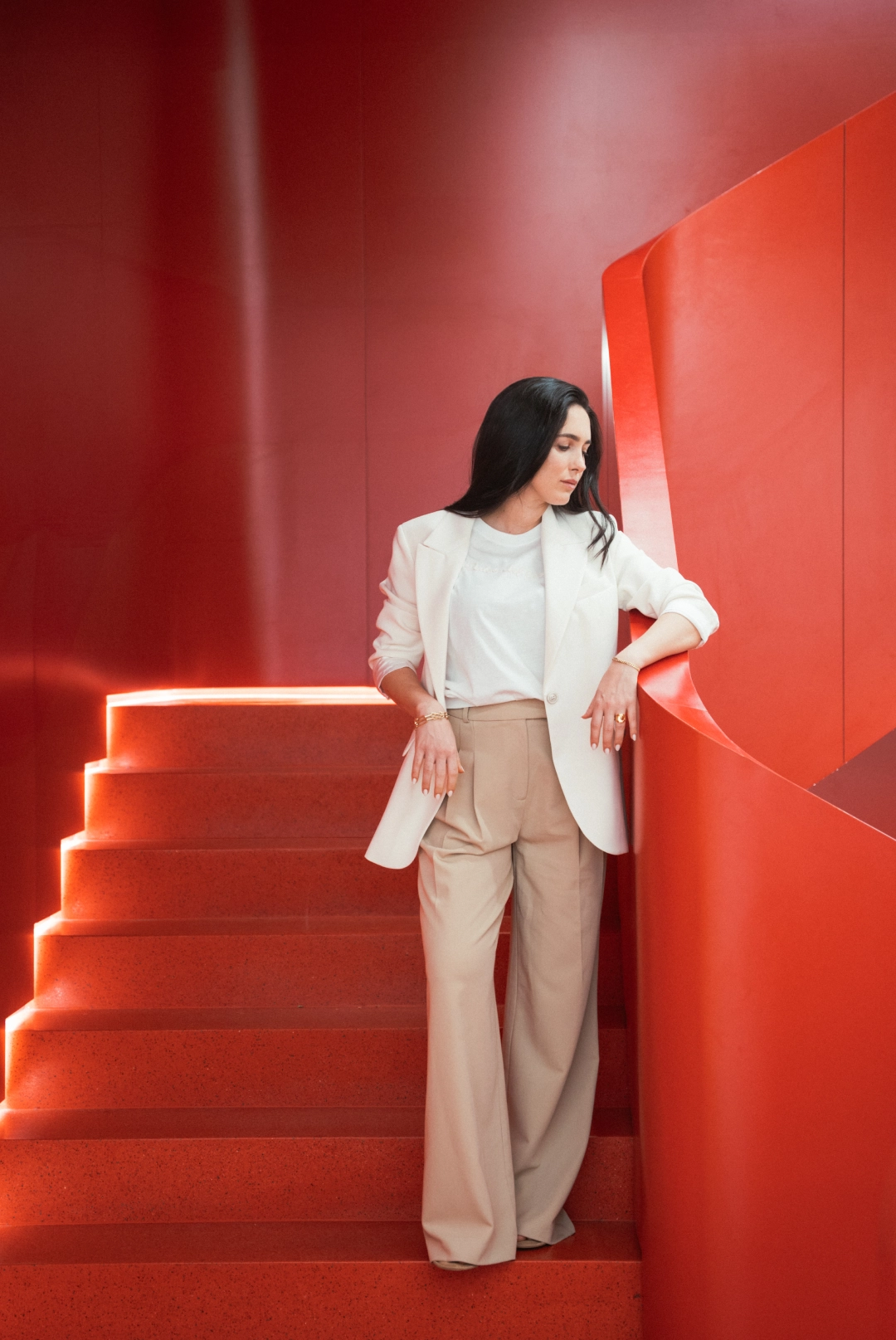 Foto cuatro de Regina Polanco con el look tres