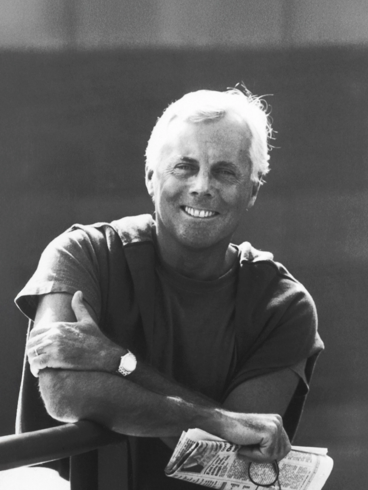 Foto uno de Giorgio Armani en la cabecera de Magas